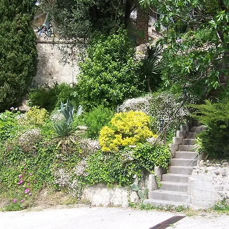 Castel Enchante Ницца